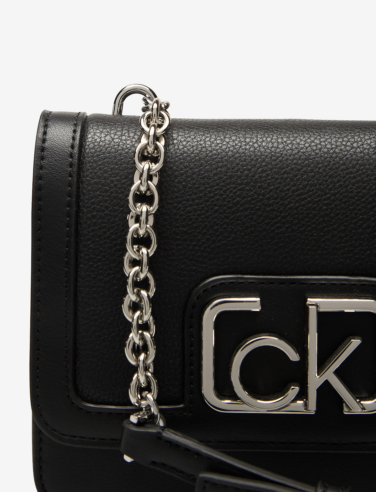 Calvin Klein - FLAP SHOULDER BAG SM - ck black - 3