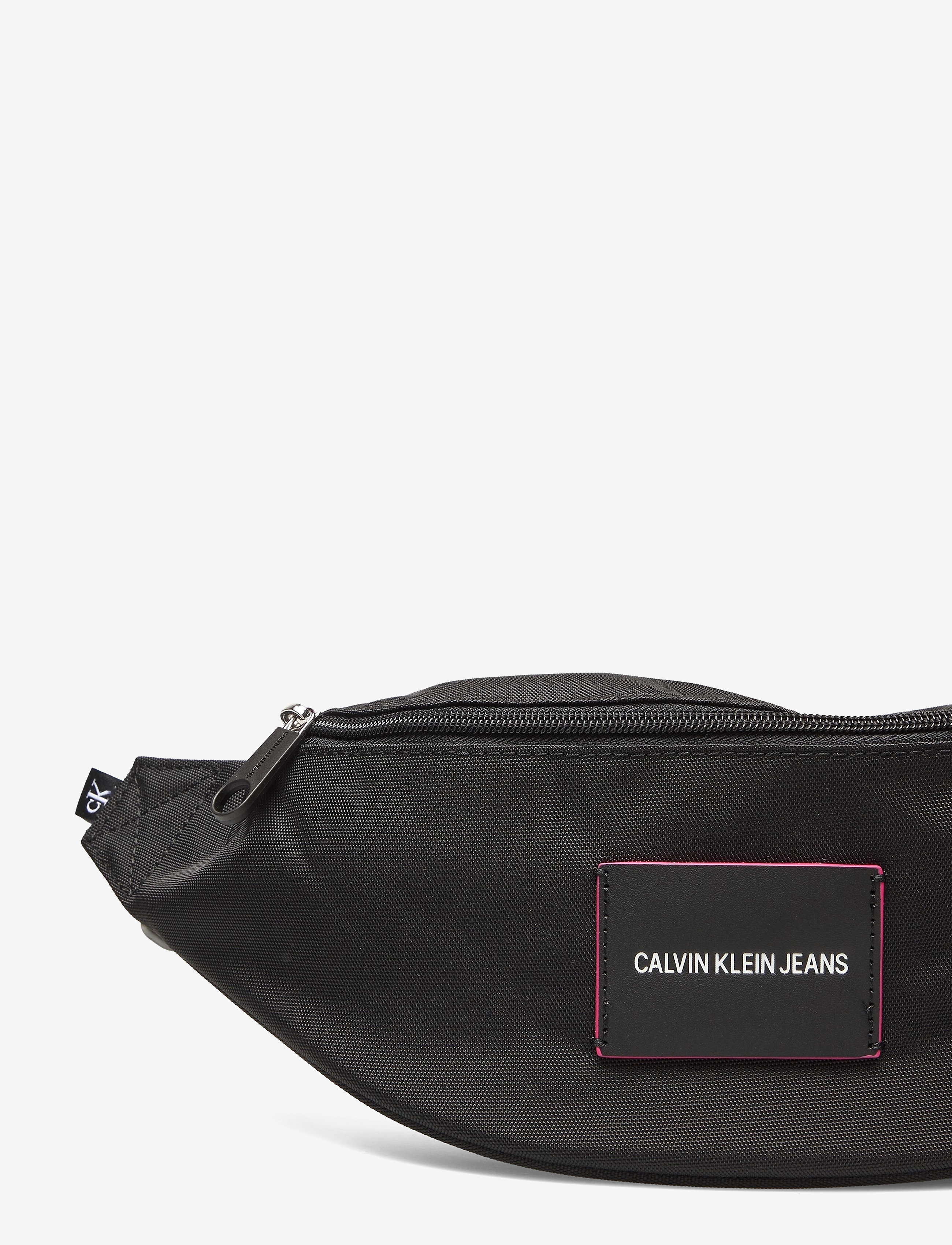 Calvin Klein - WAISTBAG - black - 3