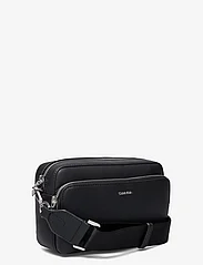 Calvin Klein - CK MUST CAMERA BAG W/PCKT LG - geburtstagsgeschenke - ck black - 2