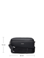 Calvin Klein - CK MUST CAMERA BAG W/PCKT LG - geburtstagsgeschenke - ck black - 5