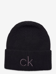 Calvin Klein - ESSENTIALS BEANIE - laveste priser - ck black - 0