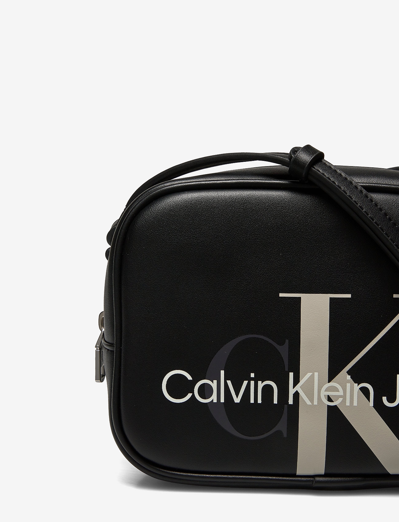 Calvin Klein - SCULPTED MONO CAMERA BAG - black - 3
