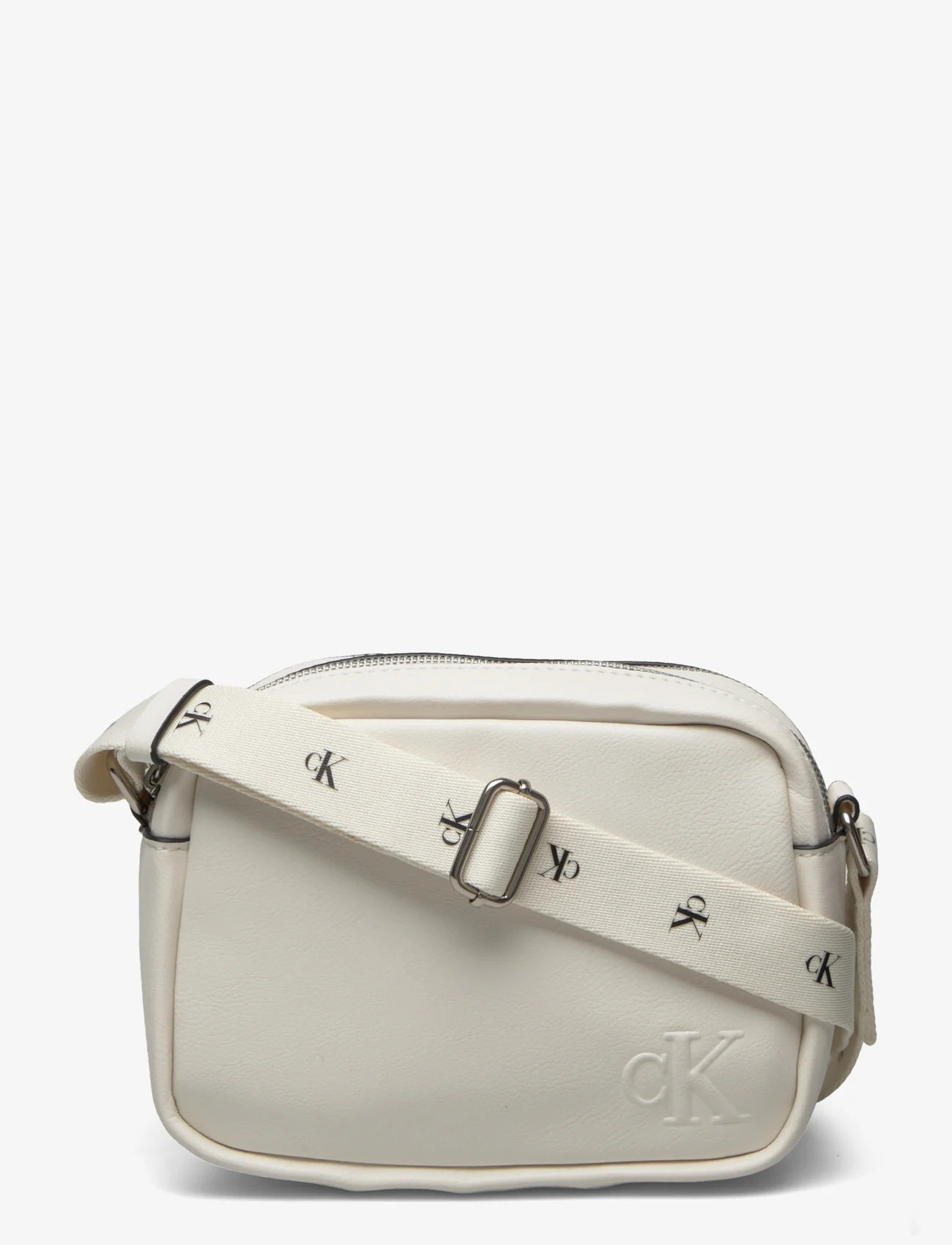 Calvin Klein - ULTRALIGHT DBLZIPCAMERA BAG21 PU - väskor - ivory - 0