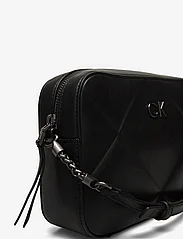 Calvin Klein - RE-LOCK QUILT CAMERA BAG - birthday gifts - ck black - 3