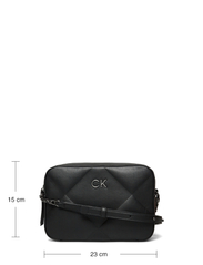 Calvin Klein - RE-LOCK QUILT CAMERA BAG - syntymäpäivälahjat - ck black - 5