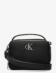 Calvin Klein - MINIMAL MONOGRAM CAMERA BAG18 T - vakarėlių drabužiai išparduotuvių kainomis - black - 0