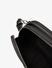 Calvin Klein - MINIMAL MONOGRAM CAMERA BAG18 T - vakarėlių drabužiai išparduotuvių kainomis - black - 4