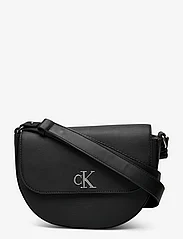 Calvin Klein - MINIMAL MONOGRAM SADDLE BAG22 T - sünnipäevakingitused - black - 0