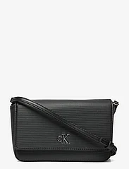 Calvin Klein - MINIMAL MONOGRAMWALLET W/STRAP T - odzież imprezowa w cenach outletowych - black - 0