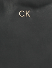 Calvin Klein - RE-LOCK SEASONAL SHOPPER LG - shoppere - ck black - 7