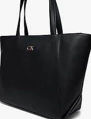 Calvin Klein - RE-LOCK SEASONAL SHOPPER LG - shoppers - ck black - 3