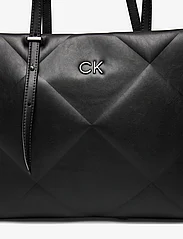 Calvin Klein - RE-LOCK QUILT TOTE LG - shoppingväskor - ck black - 3