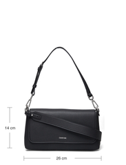 Calvin Klein - CK MUST SHOULDER BAG - peoriided outlet-hindadega - ck black - 3