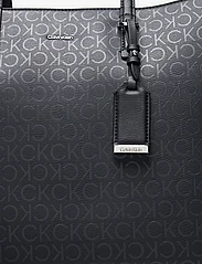 Calvin Klein - CK MUST SHOPPER MD_EPI MONO - pirkinių krepšiai - black epi mono - 3