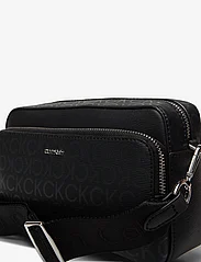 Calvin Klein - CK MUST CAMERA BAG_EPI MONO - dzimšanas dienas dāvanas - black epi mono - 3