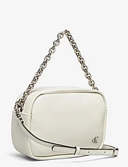 Calvin Klein - MICRO MONO CHAIN CAMERA BAG18 - party wear at outlet prices - icicle - 2