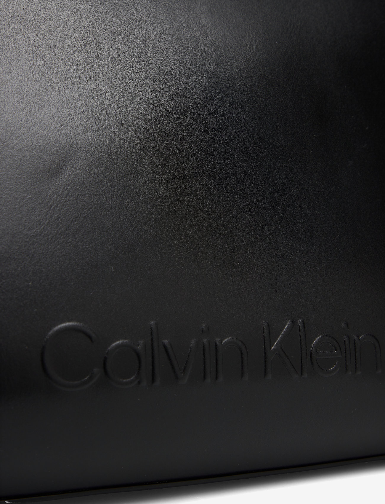 Calvin Klein - EMBOSSED LOGO MEDIUM TOTE - ck black - 3