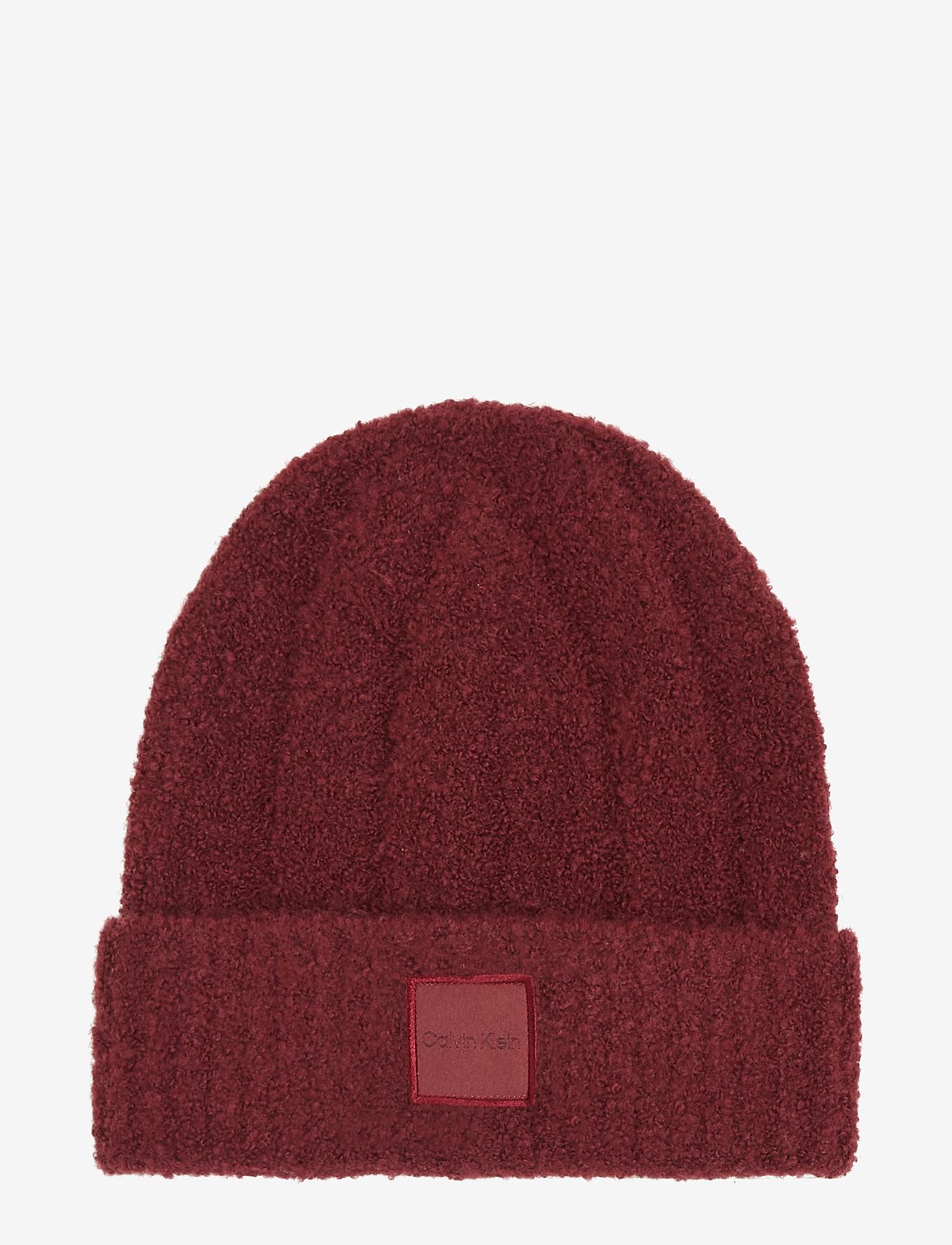 Calvin Klein - MODERN PATCH CHUNKY BEANIE - accessoires - oxblood - 0