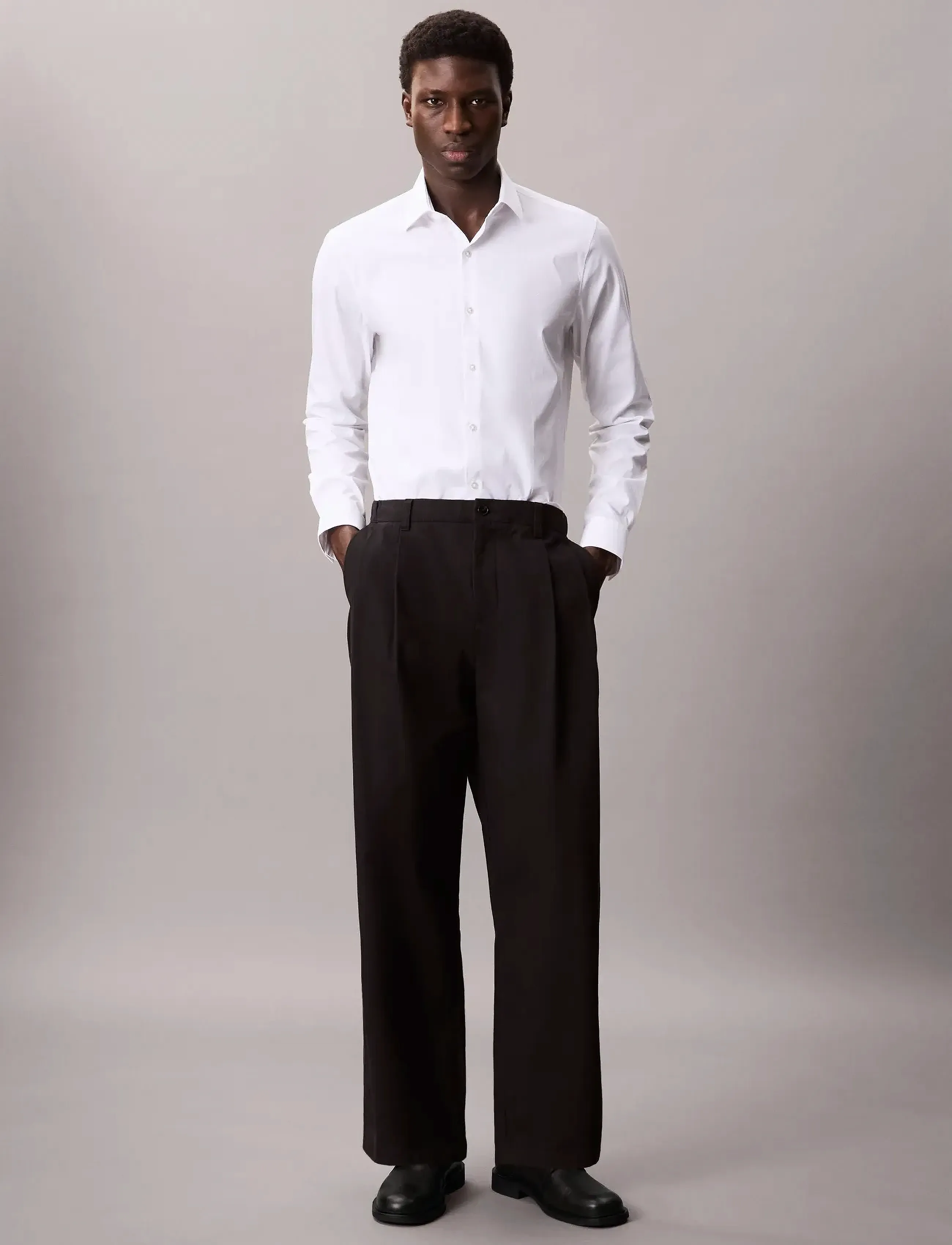 Calvin Klein - SLIM ESNTL POPLIN NOS STR SLD - formelle skjorter - white - 2