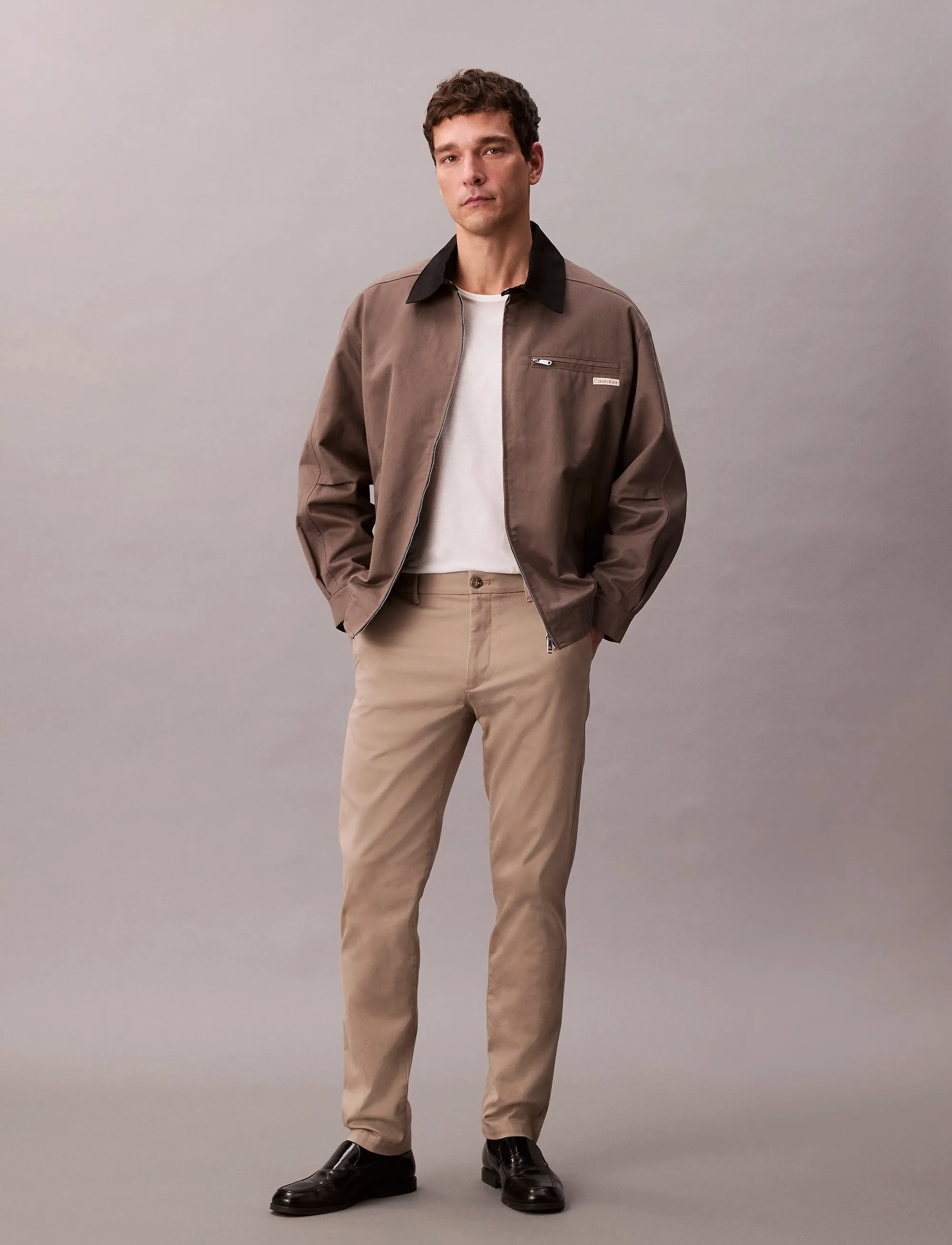 Calvin Klein SLIM RFND CTTN STRTCH TROUSER - Chino's - VINTAGE KHAKI / beige