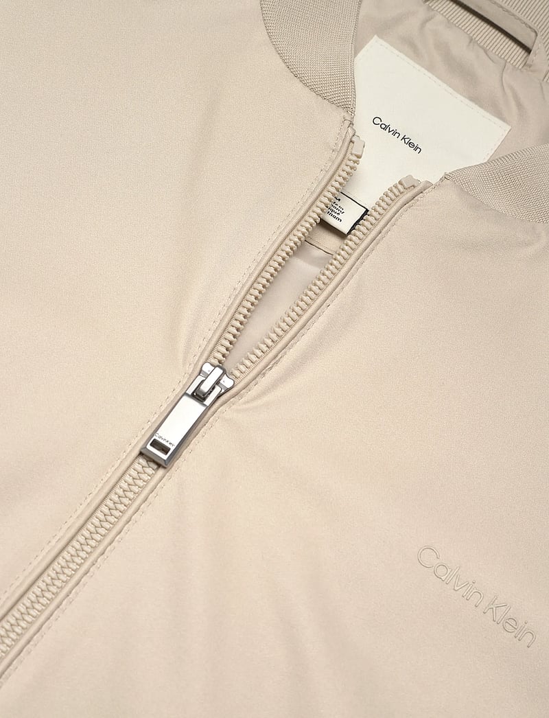 Calvin Klein - LS MATTE BOMBER JACKET - spring jackets - island fossil - 2