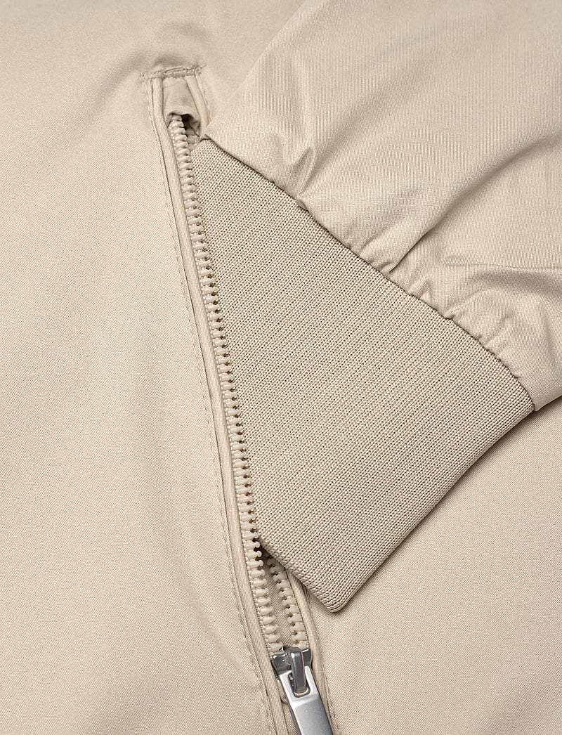 Calvin Klein - LS MATTE BOMBER JACKET - spring jackets - island fossil - 3