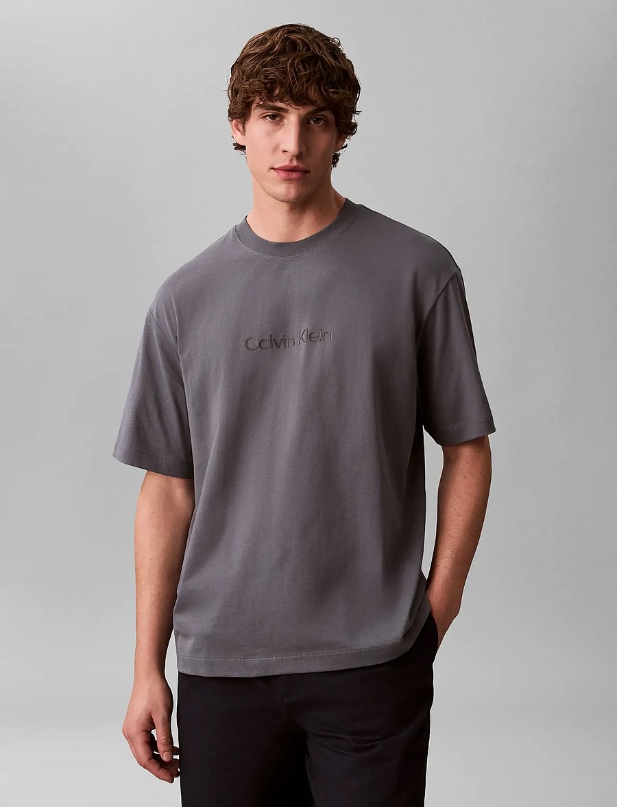 Calvin Klein - SS RLXD 16s STD LOGO CREWNK TEE - lühikeste varrukatega t-särgid - anchor navy - 0