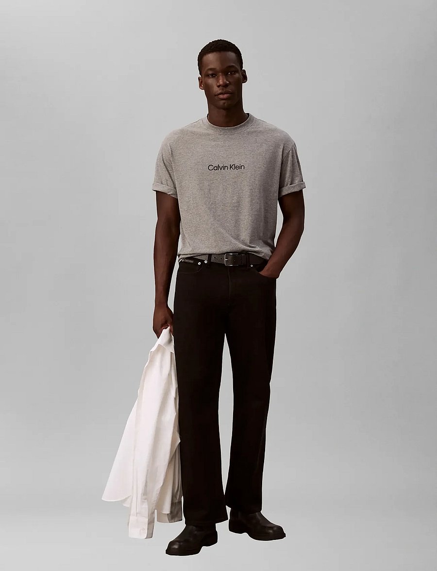 Calvin Klein - SS RLXD STANDARD LOGO CREWNK TEE - kortärmade t-shirts - medium grey heather - 0