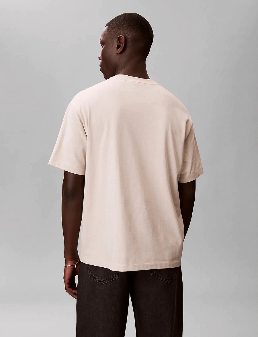 Calvin Klein - SS RLXD STANDARD LOGO CREWNK TEE - kurzärmelige t-shirts - oatmeal - 4
