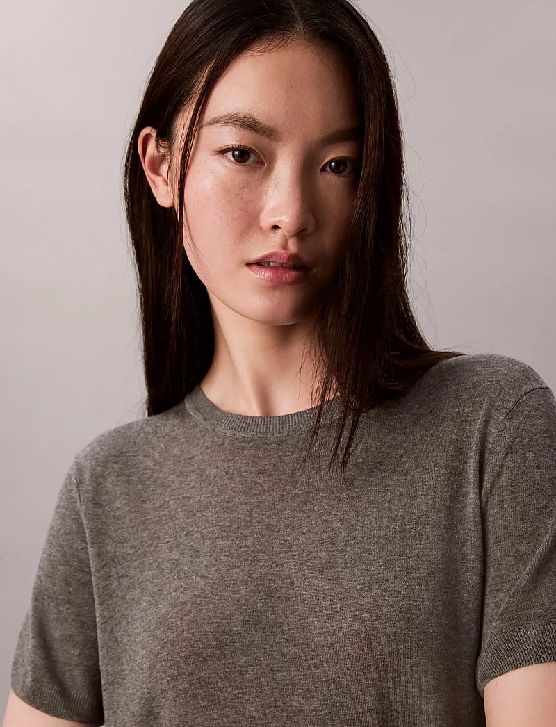 Calvin Klein - Fine Gauge Viscose Short Sleeve - bluzki z krótkim rękawem - b30 grey heather - 4