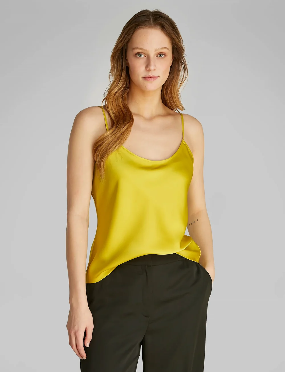 Calvin Klein - MATT SHINE SATIN CAMI - varrukateta pluusid - warm olive - 0