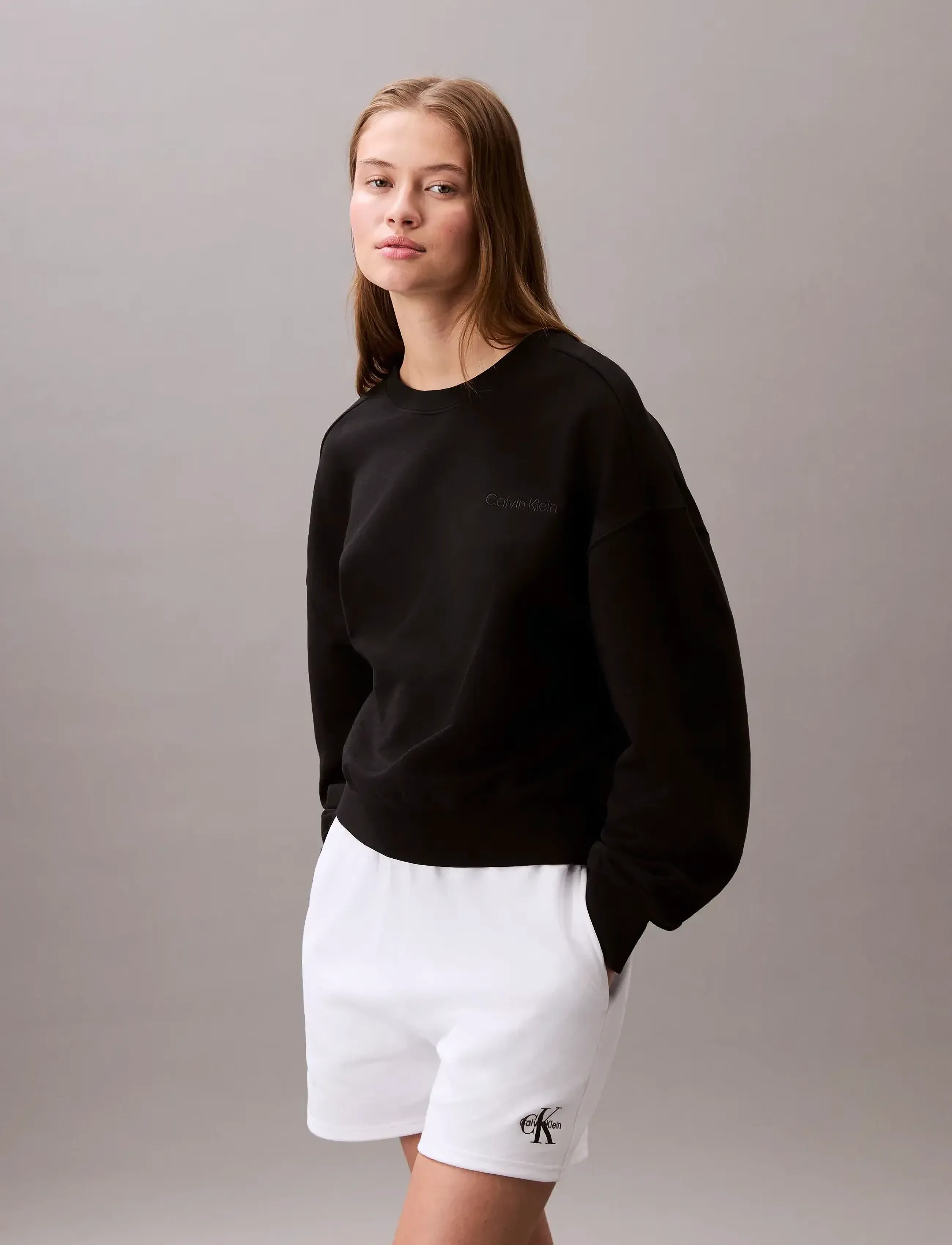 A- Logo Emb French Terry Crewnec 3