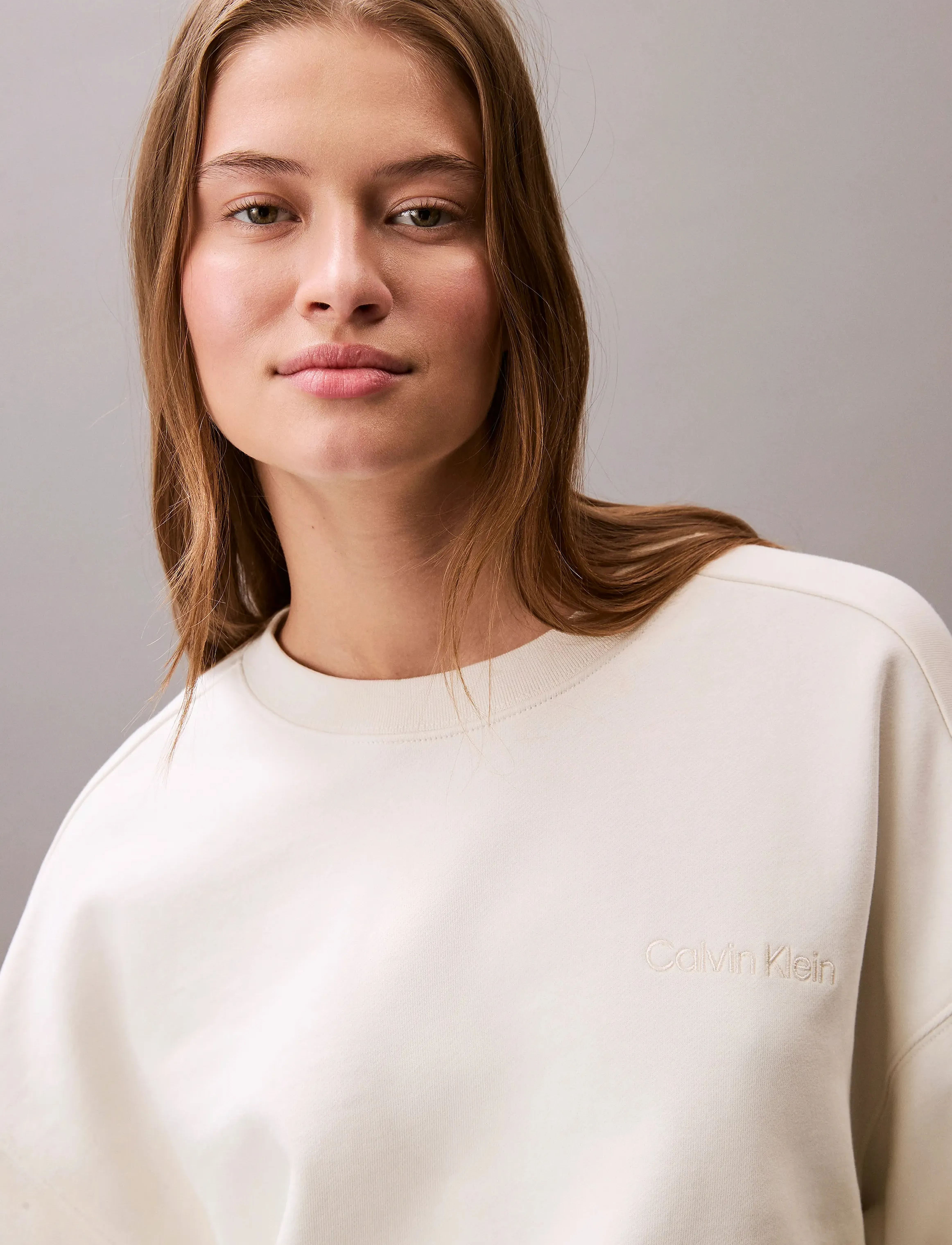 Calvin Klein - A- LOGO EMB FRENCH TERRY CREWNEC - sweatshirts - tofu - 3