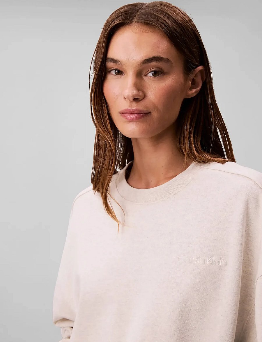 Calvin Klein - A- LOGO EMB FRENCH TERRY CREWNEC - dressipluusid - vanilla heather - 2