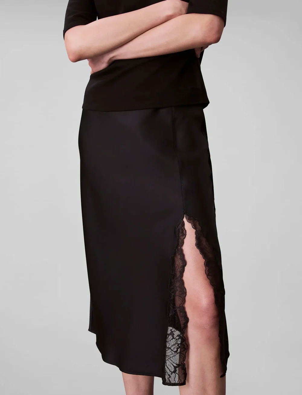 Calvin Klein - Matte Shine Satin Lace Trim Midi - spódnice do kolan i midi - black w  black lace - 5