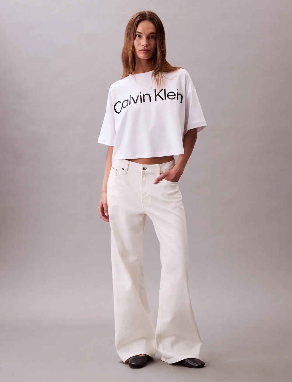 Calvin Klein - A-SS Boxy Logo Graphic Tee - t-shirts - brilliant white - 4