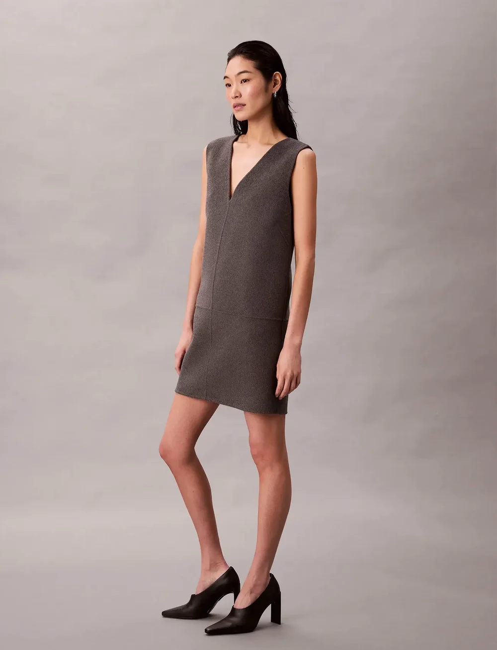 Calvin Klein - Doubleface V Neck Mini Shift Dre - kurze kleider - gunmetal melange b85 - 2