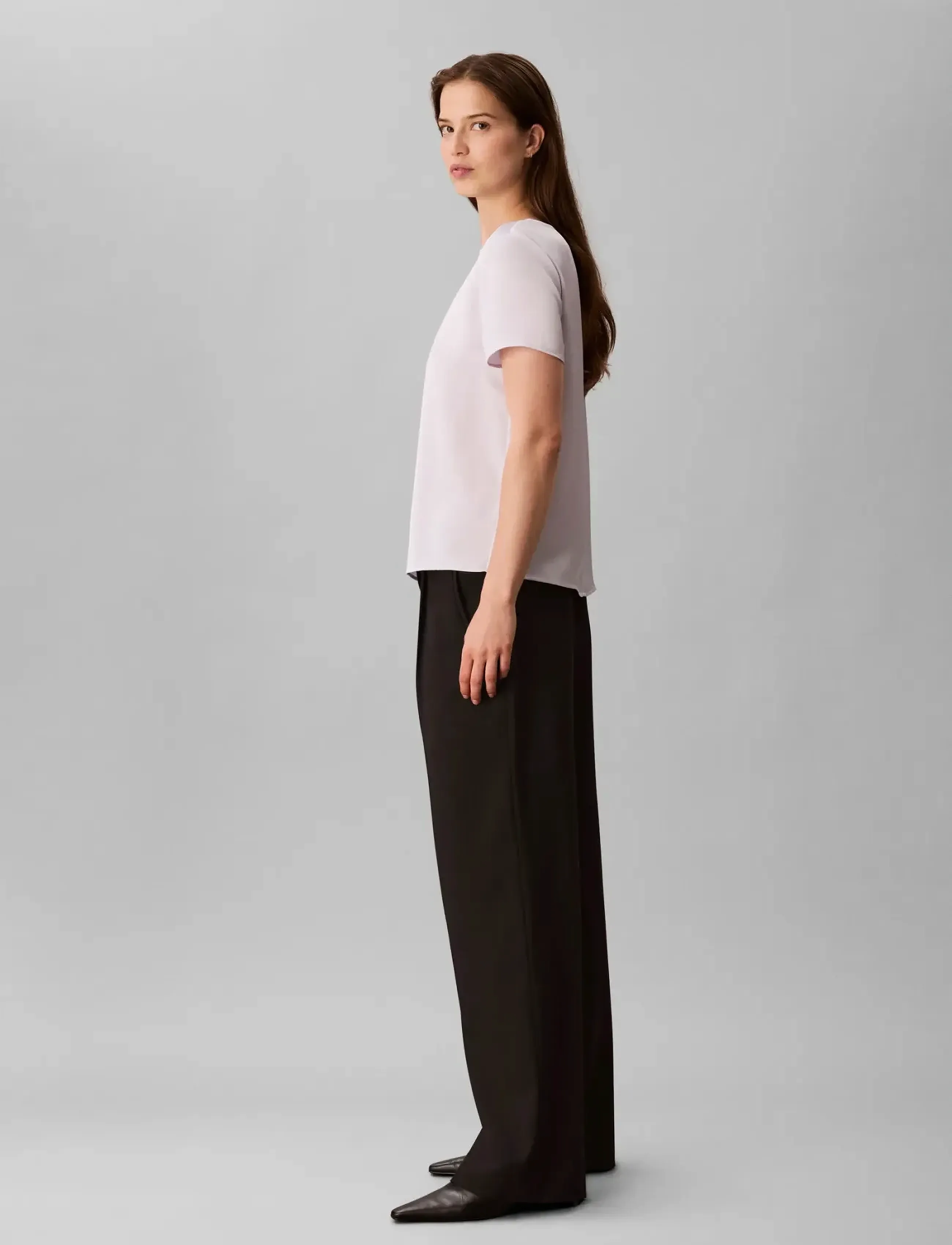 Calvin Klein Matte Shine Satin Ss Shell Top toppar & linnen dam – bild 5