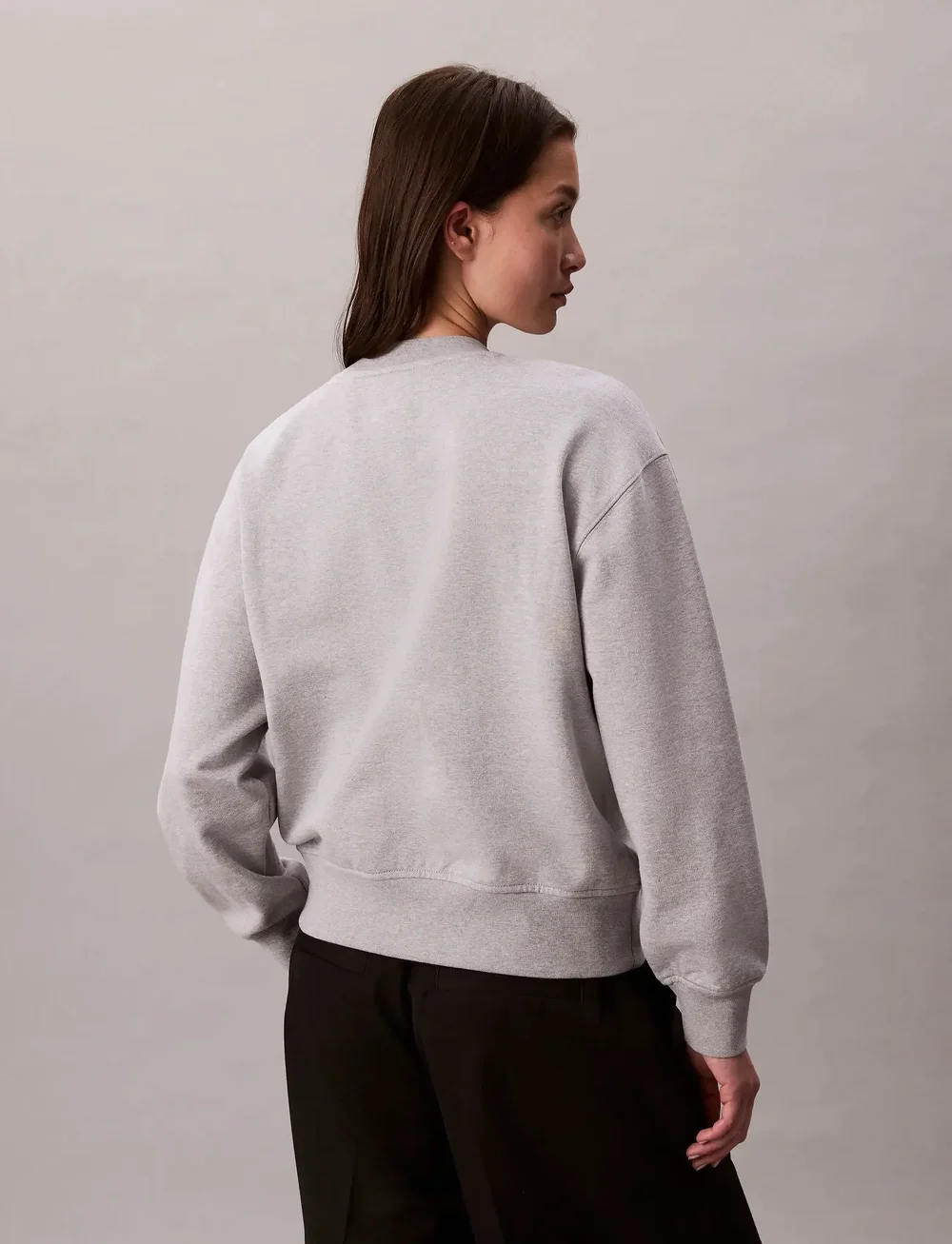 Calvin Klein - LS PREMIUM TERRY EMBLEM LOGO CRE - alltags-style - heroic grey heather - 5