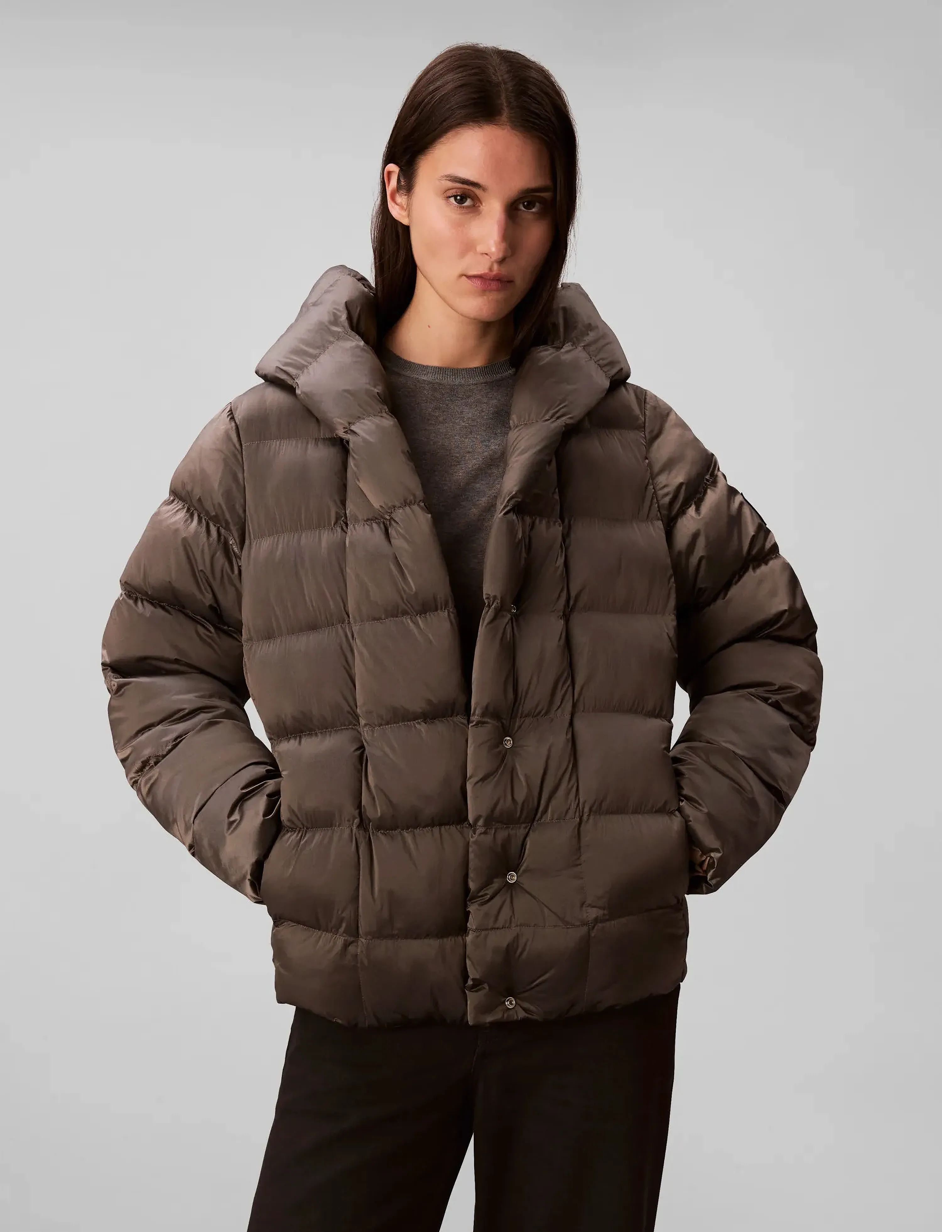 Shine Wrap Mid Puffer
