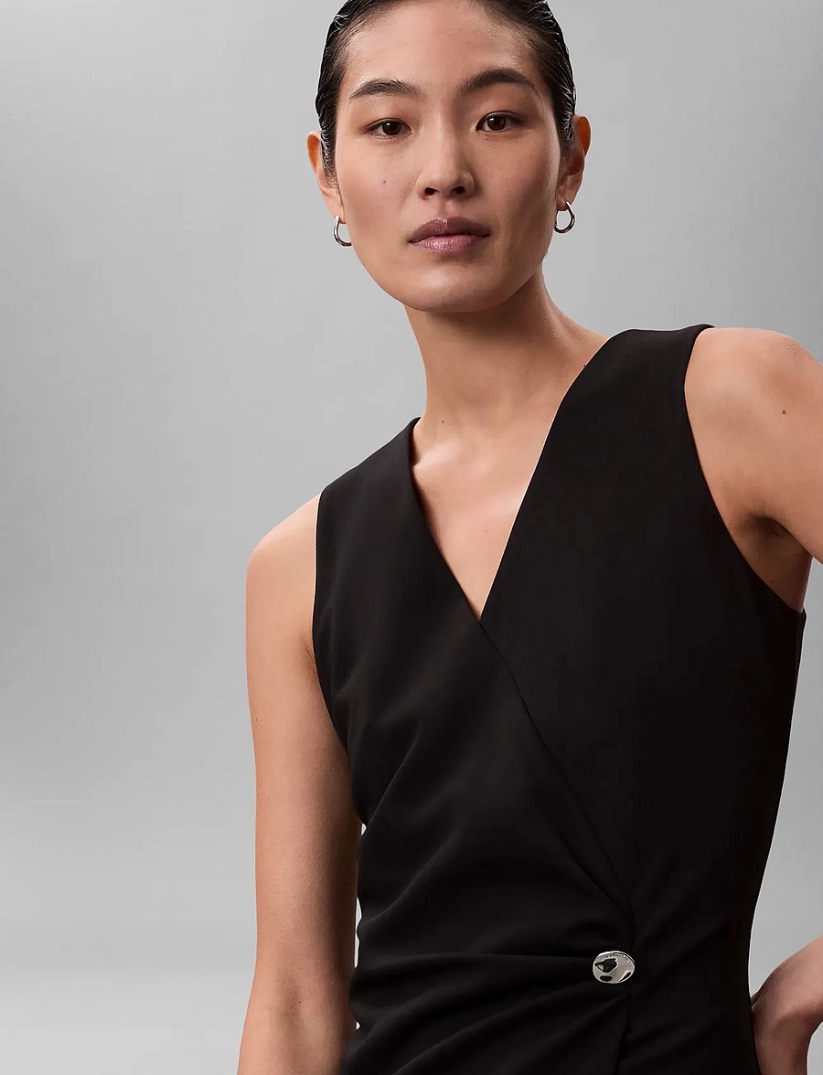 Calvin Klein - Stretch Crepe SL Hardware Dress - midi kjoler - black - 4