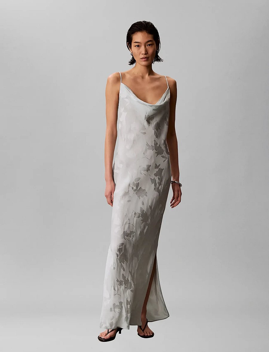 Calvin Klein - VISCOSE JACQUARD MAXI SLIP DRESS - slip dresses - pale meadow jacquard floral cutting - 0