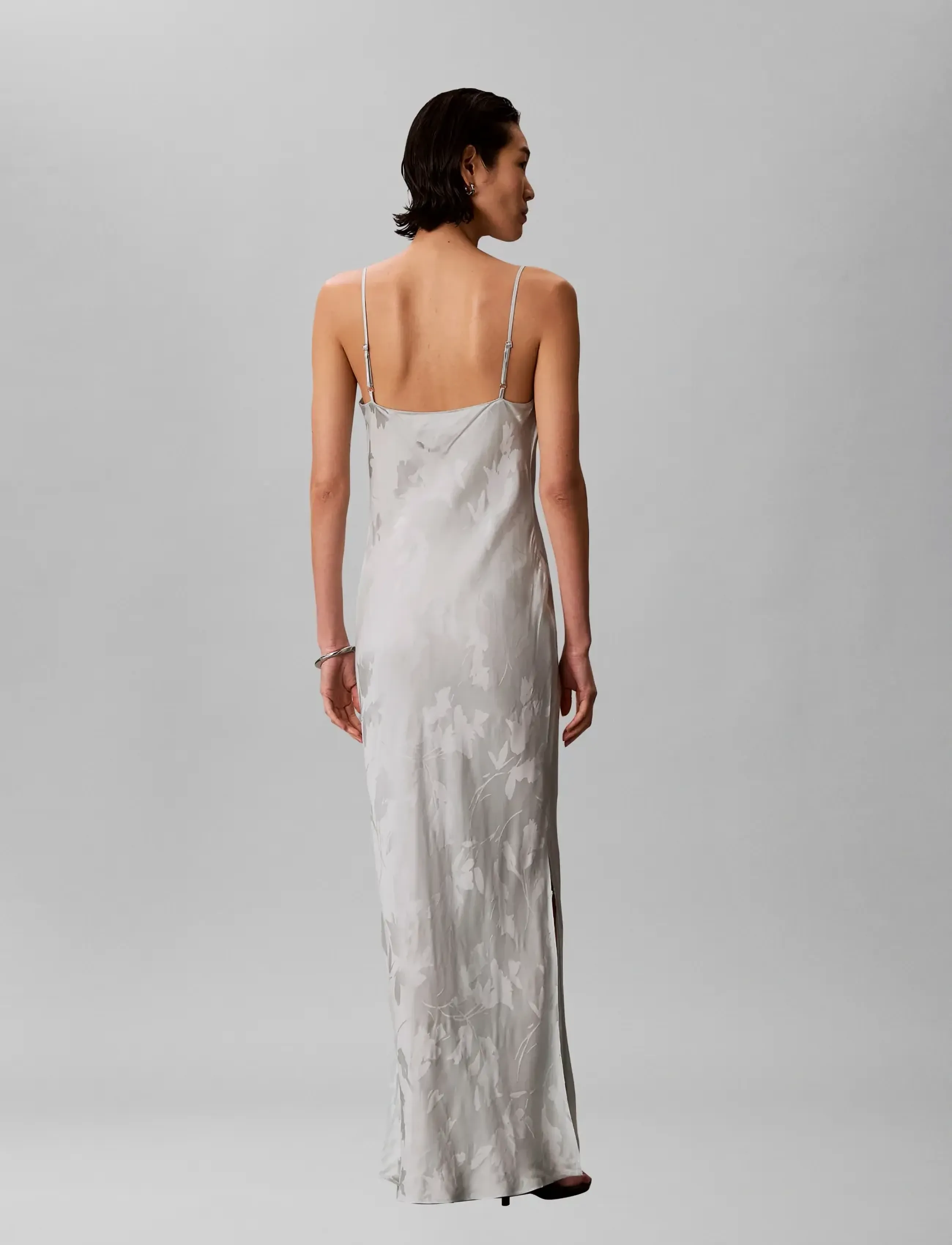 Calvin Klein - VISCOSE JACQUARD MAXI SLIP DRESS - slip dresses - pale meadow jacquard floral cutting - 2