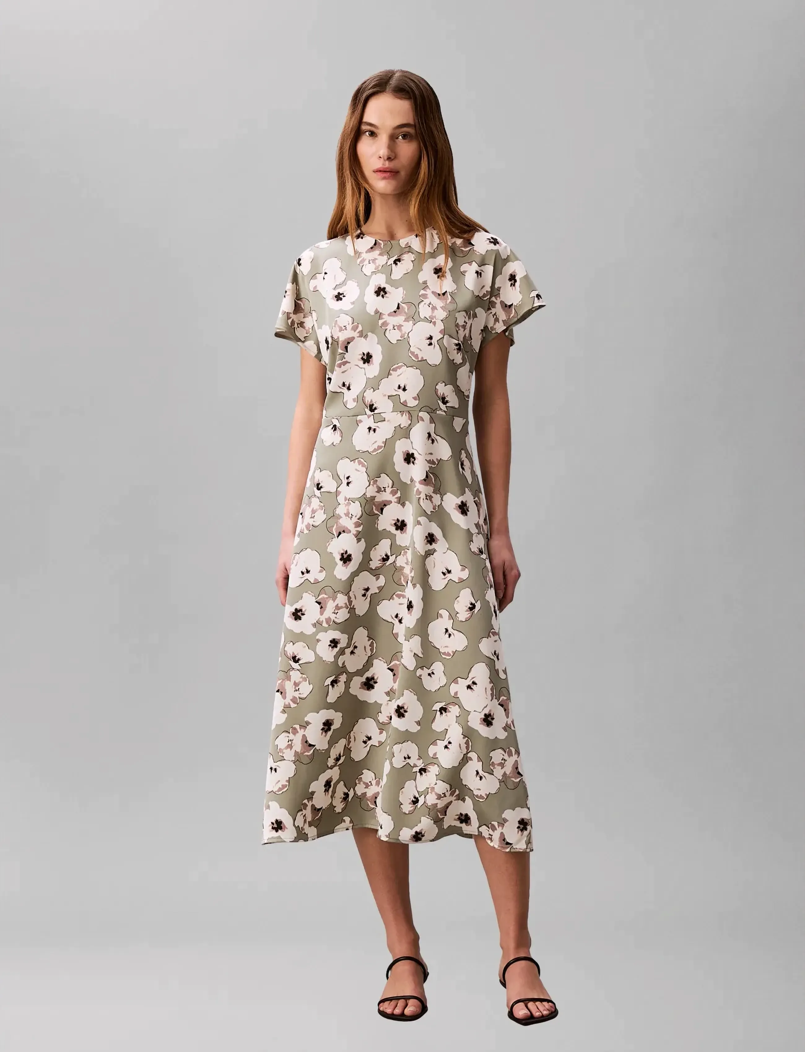 Calvin Klein MATTE SATIN SS MIDI DRESS - Calvin Klein - SHADOW BUTTERCUP FLORAL PRINT / green