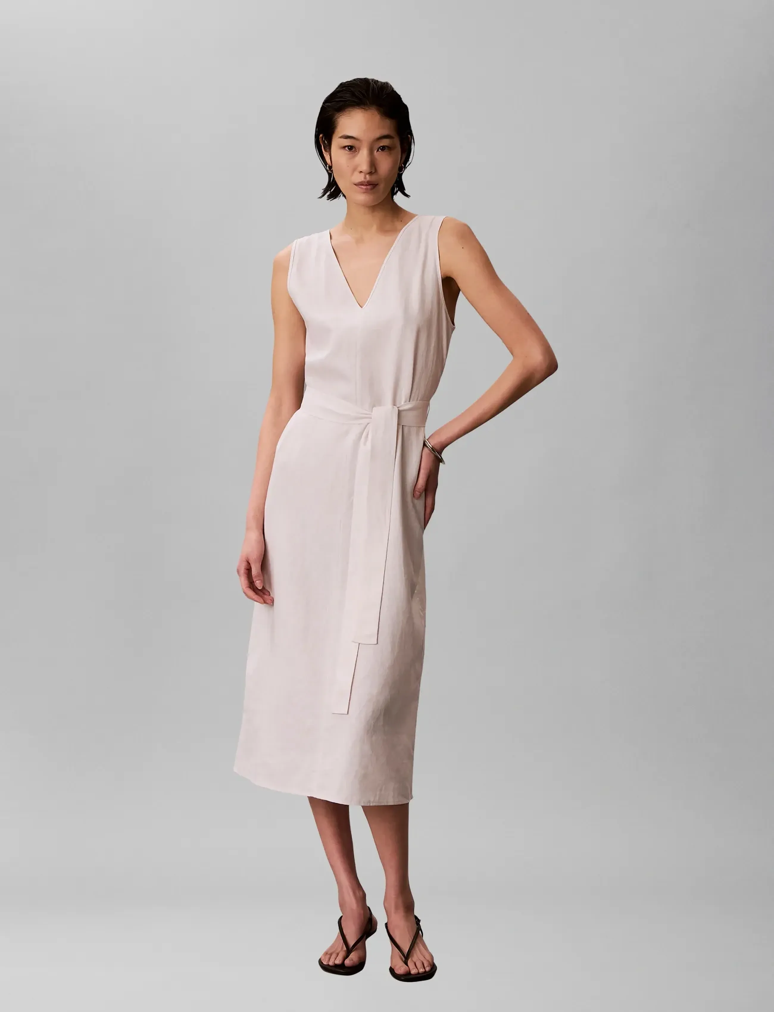 Calvin Klein Linen V Neck Sleeveless Dress, S, Dresses, Creme - Knee-length & Midi, Frauen