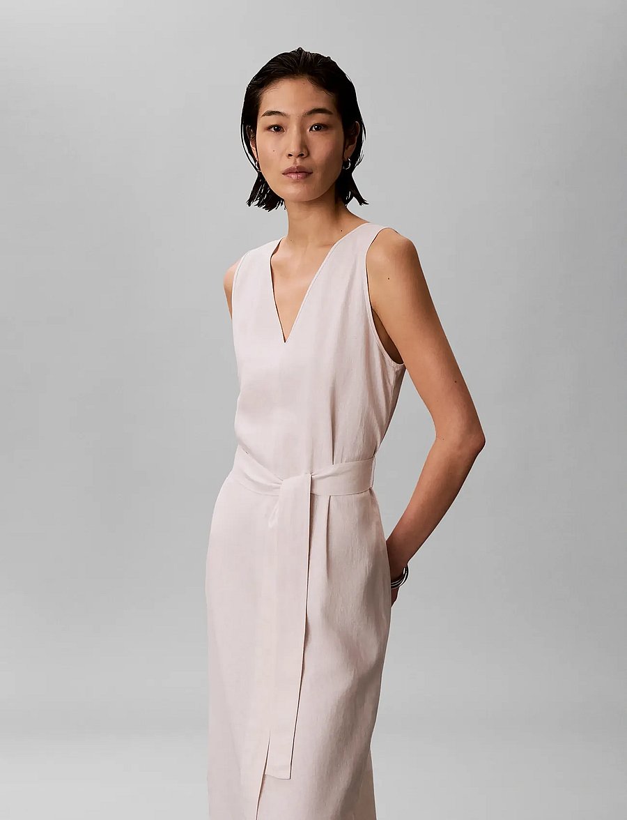 Calvin Klein - LINEN V NECK SLEEVELESS DRESS - sommerkjoler - white sand - 4