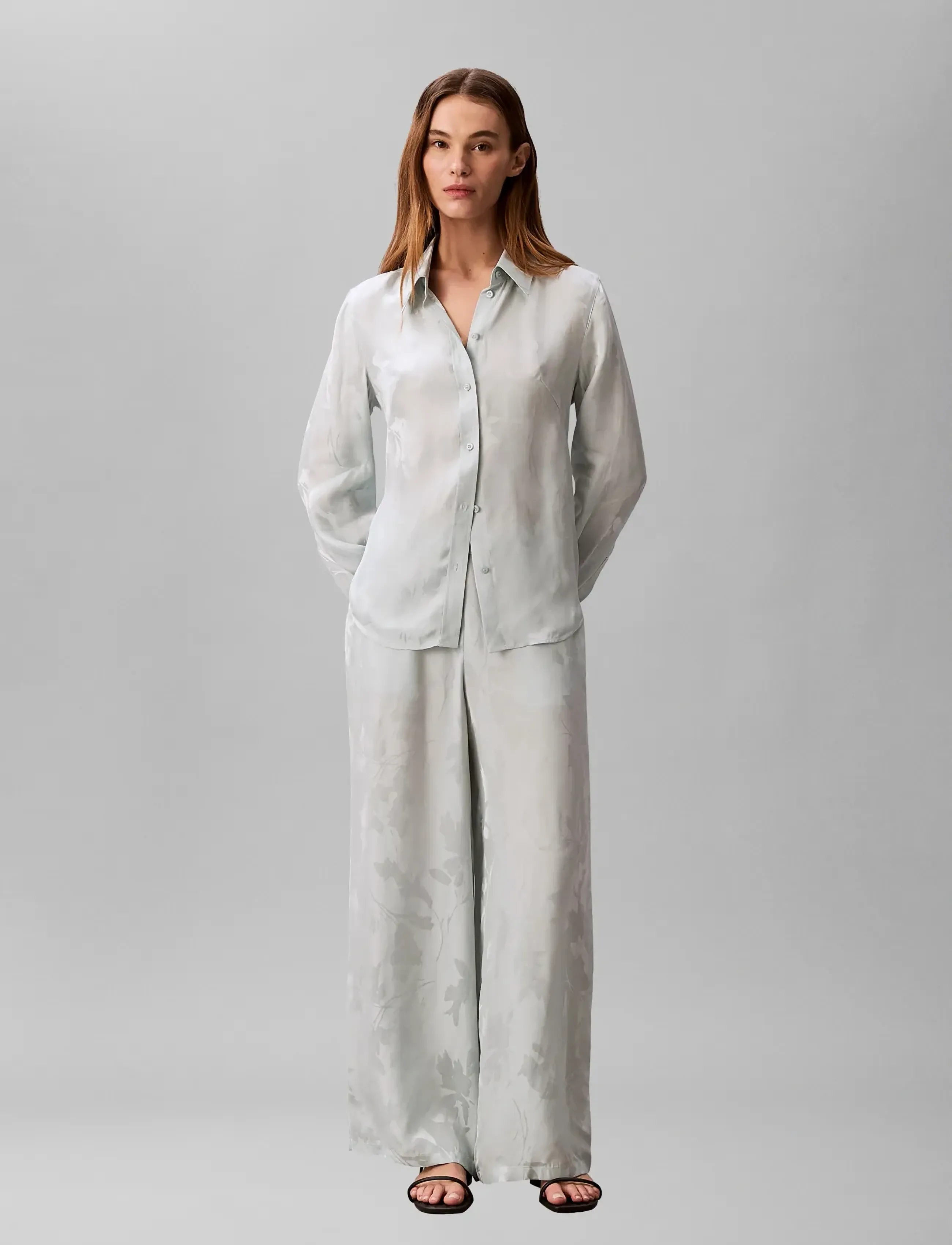 Calvin Klein VISCOSE JACQUARD SLIM SHIRT - Calvin Klein - PALE MEADOW FLORAL CUTTINGS JACQUAR / green