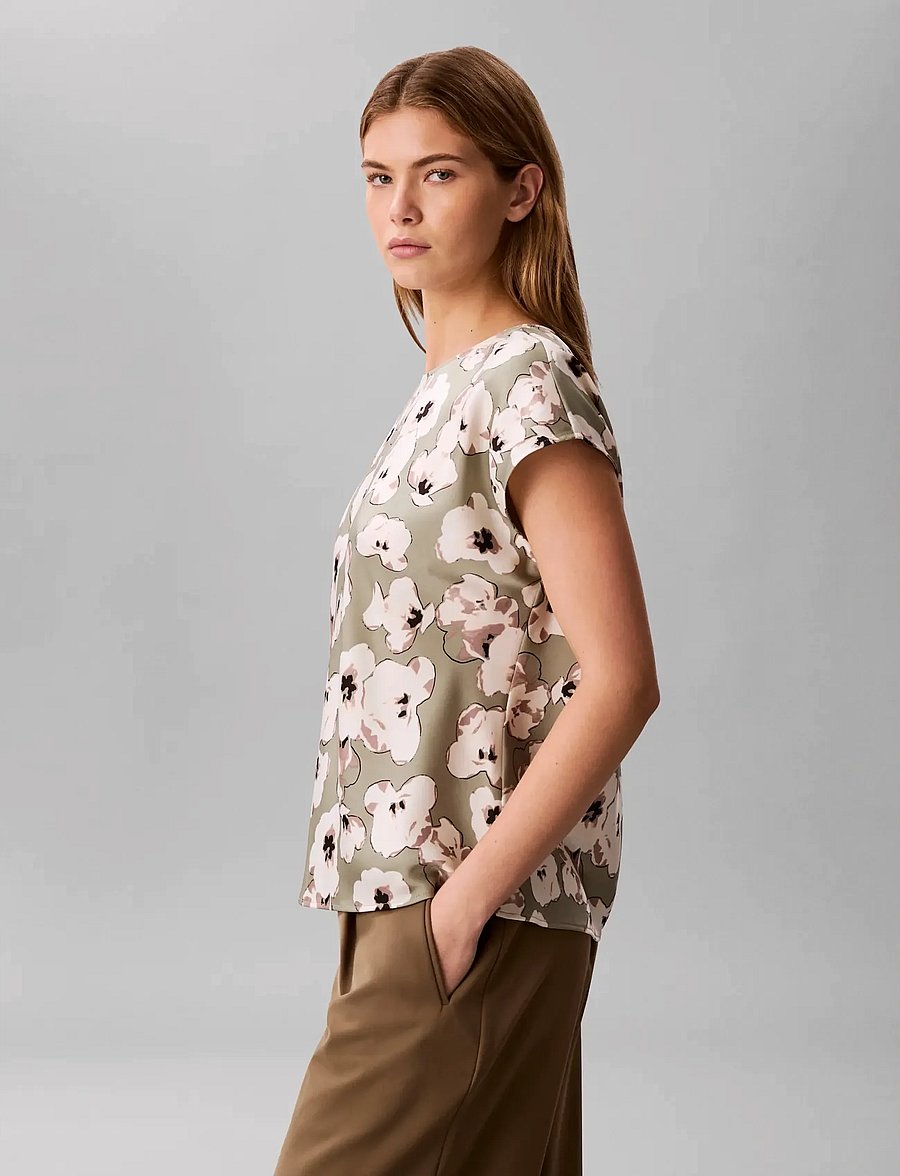 Calvin Klein - PRINTED MATTE SATIN SHEATH TOP - lyhythihaiset puserot - shadow buttercup floral print - 4