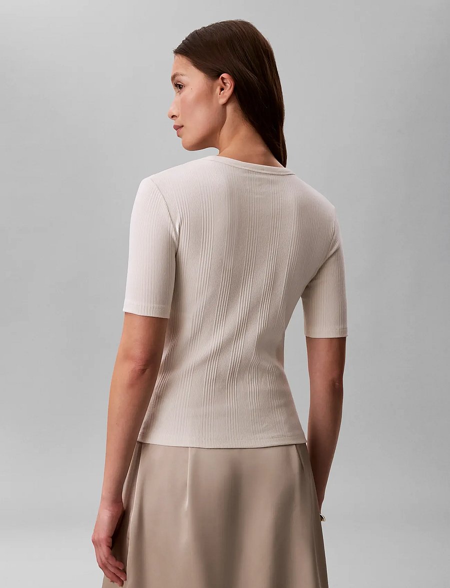 Calvin Klein - HS VARIGATED RIB NANO LOGO CNECK - t-shirts - tofu - 2