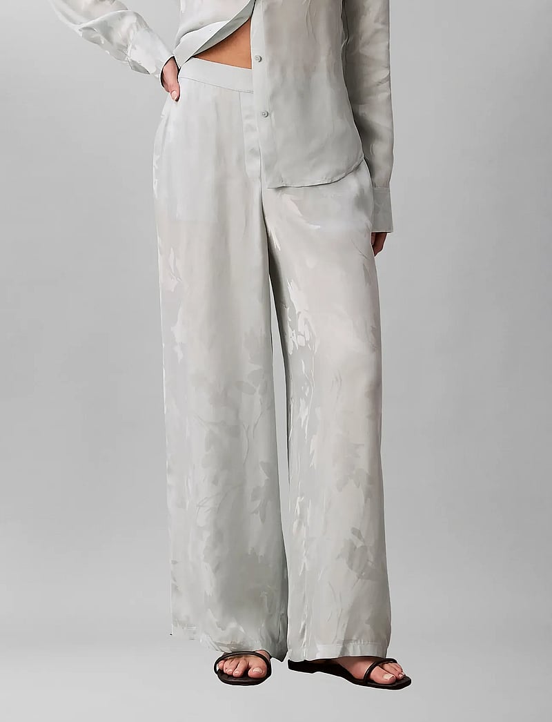 Calvin Klein - VISCOSE JACQUARD ELASTIC BACK PA - hosen mit weitem bein - pale meadow floral cuttings jacquar - 3